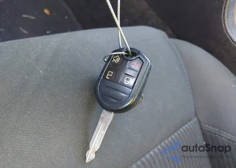 2014 Ford Mustang V6 z USA, uszkodzony, nr VIN 1ZVBP8AMXE5262927